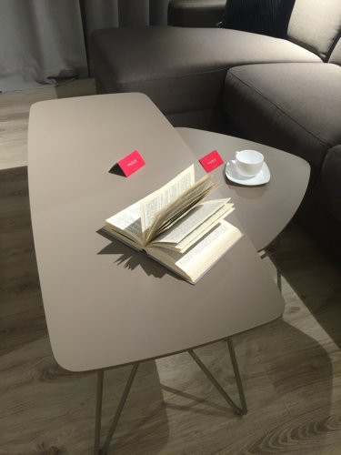 LION B Стол журнальный
Ширина 120 см
Высота 47 см
Глубина 50 см