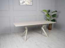 Стіл ДАВОН колір  беж мат
розмір  1400/2000×750