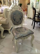 Стілець DM-8068
Матеріал:
дерево
Колір:
колір Т (корпус - білий з позолоттю )