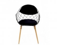 MOON Стілець
Сидіння й спинка стільця покрита м'якою тканиною й металом, ніжки з натурального дерева.
Габарити: 80х55х52 см