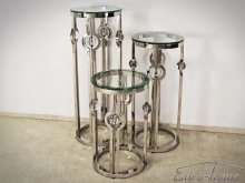 Y13 Подставка под цветы
размер 36х36х64 см
материал стекло и метал серебро