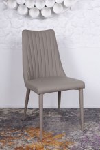 HANNOVER Стілець
можливі колір коричневий
розмір 63х46х96 см.